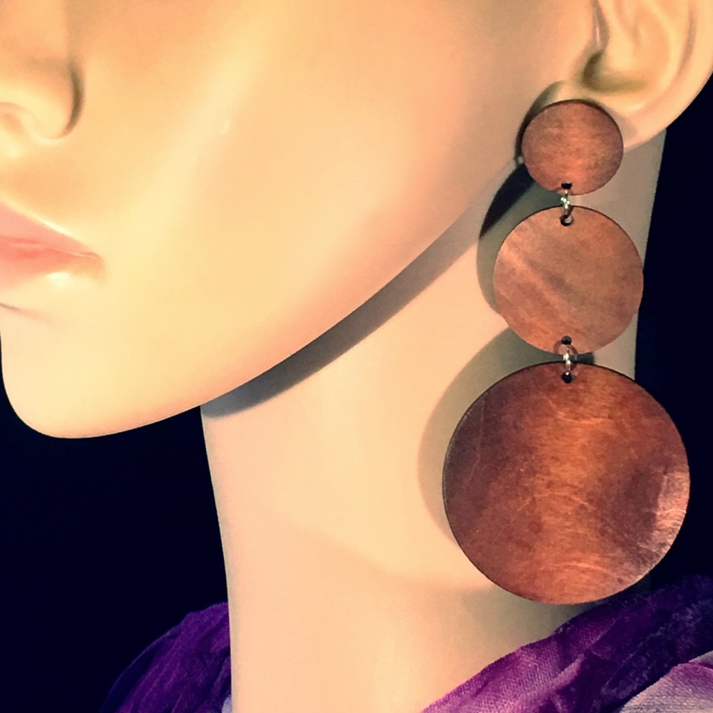 🌴🌅Natural Light Wood, Circle Earrings, NIP🌅🌴